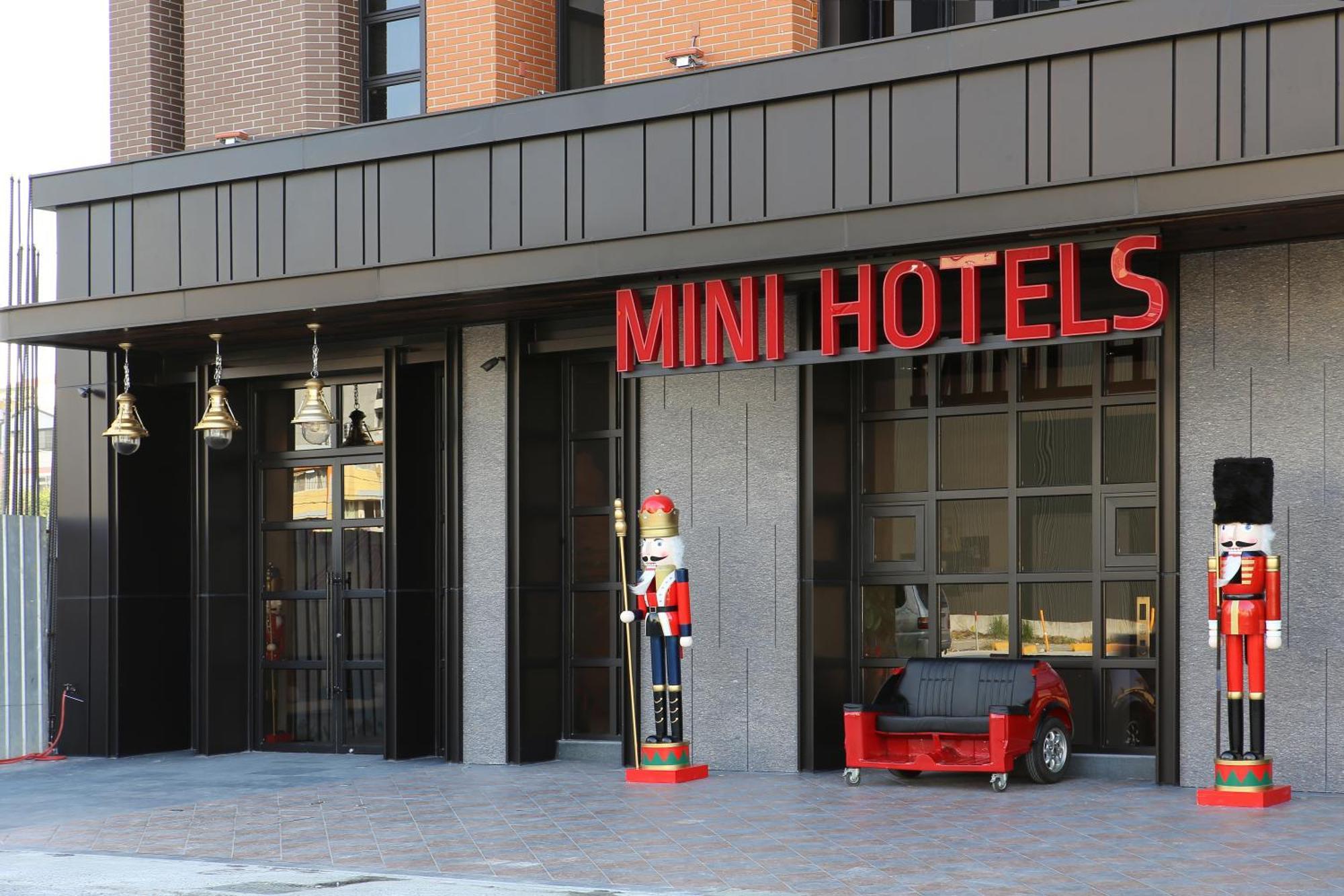 Mini Hotels Тайчжун Экстерьер фото